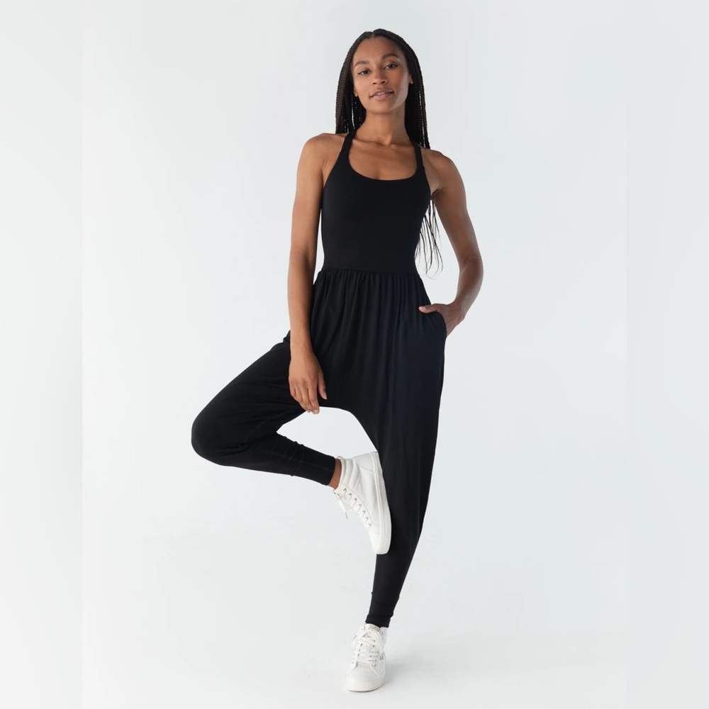 IMBŌDHI BŌDHI Jumper - Midnight Black - XS - Like New Condition